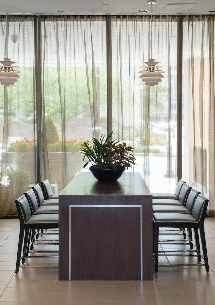 Doubletree By Hilton Hartford Downtown Hotel Buitenkant foto