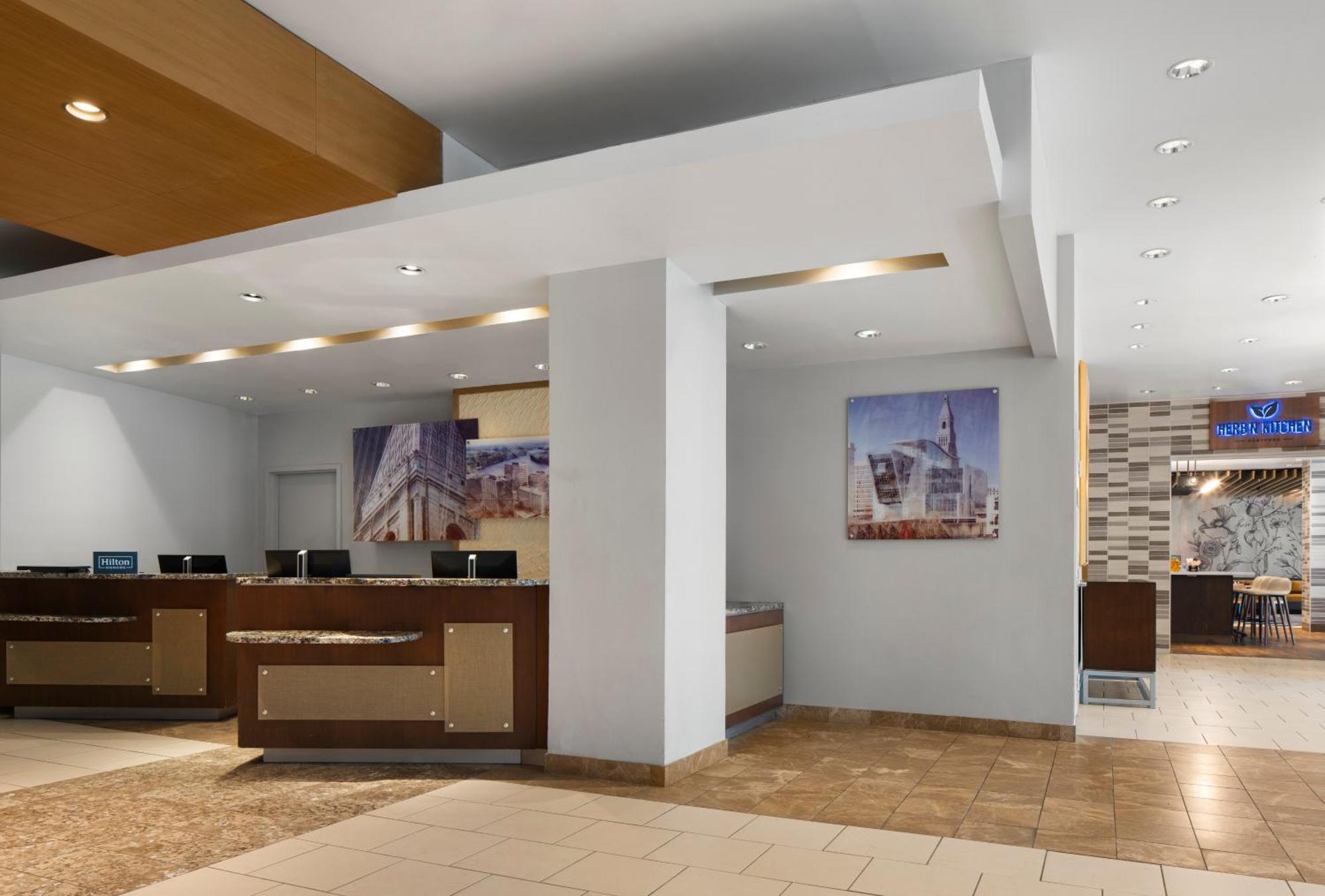 Doubletree By Hilton Hartford Downtown Hotel Buitenkant foto