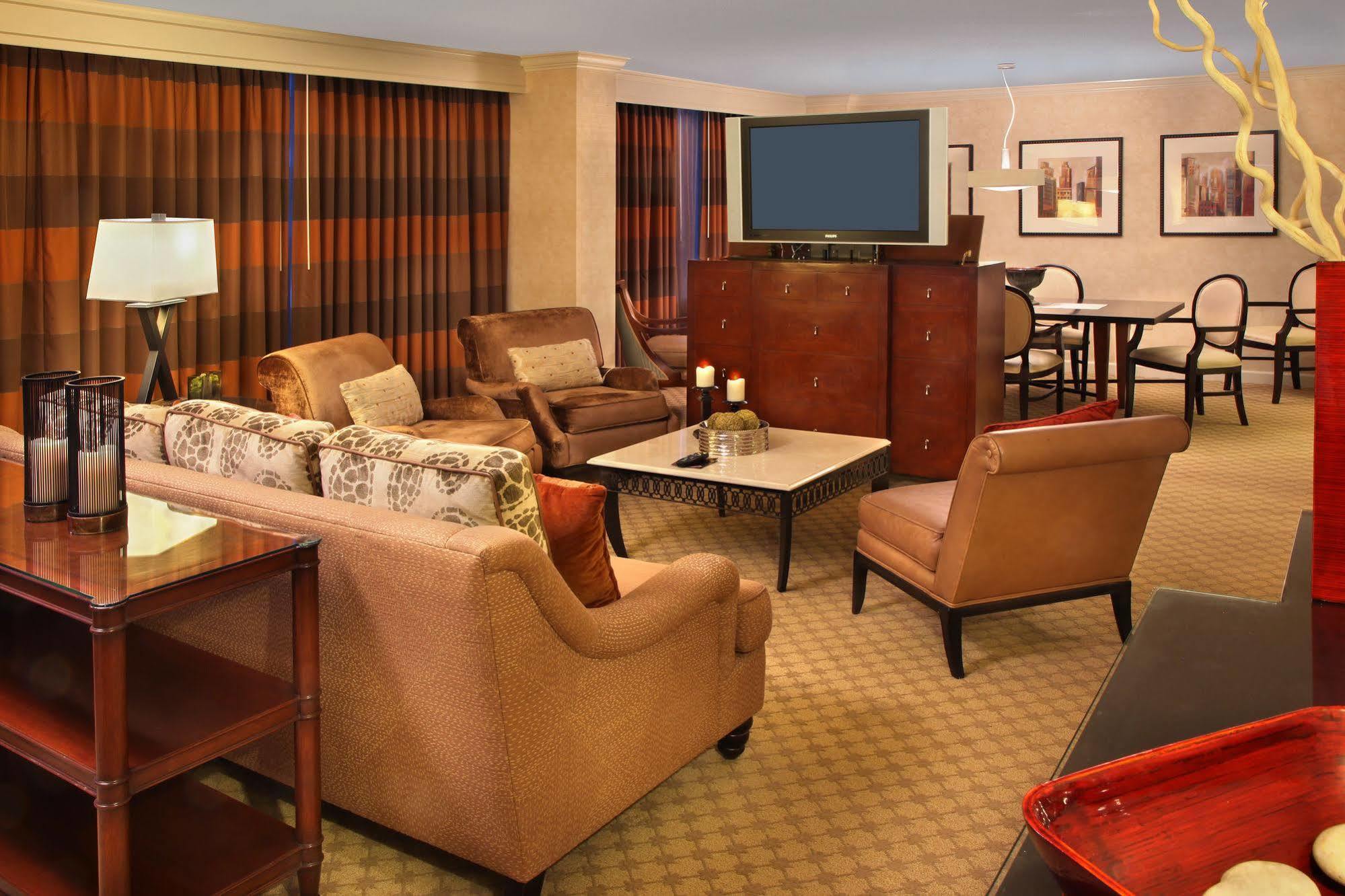 Doubletree By Hilton Hartford Downtown Hotel Buitenkant foto