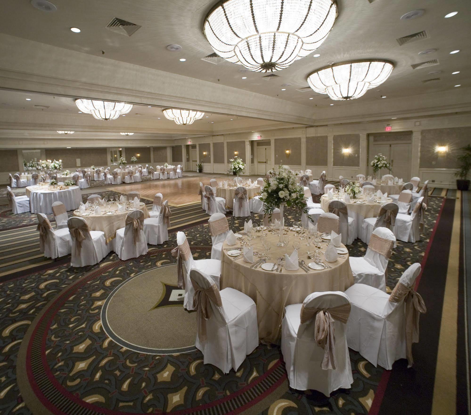 Doubletree By Hilton Hartford Downtown Hotel Buitenkant foto