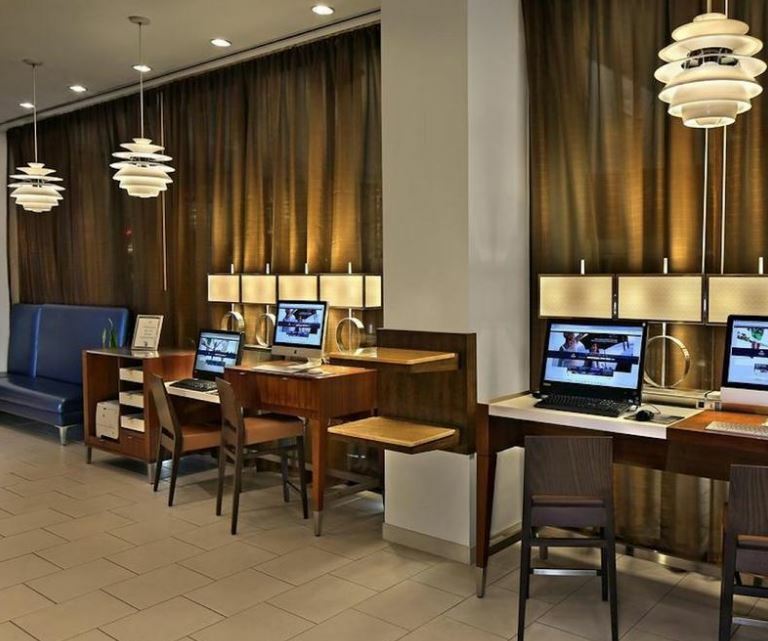 Doubletree By Hilton Hartford Downtown Hotel Buitenkant foto